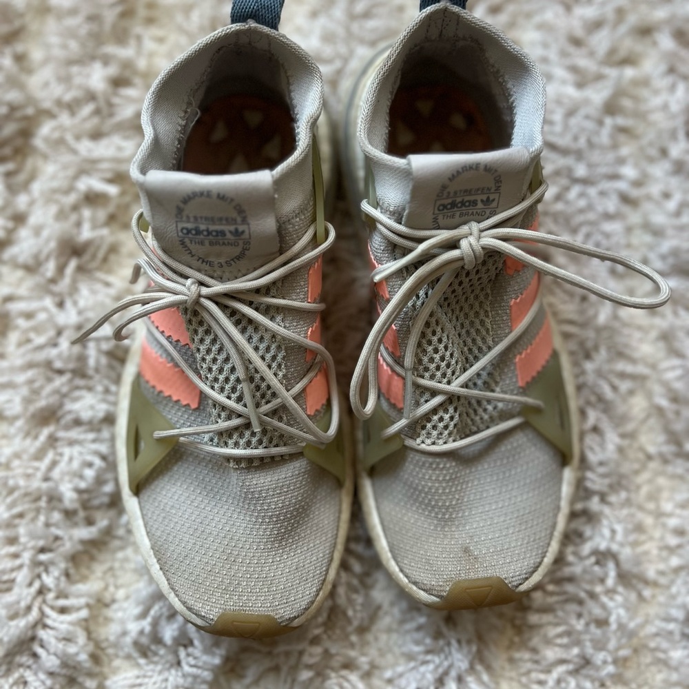 Pre loved adidas knit sneakers